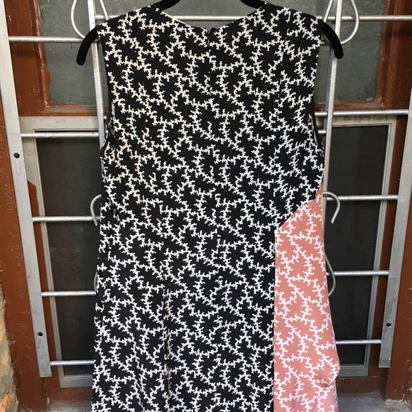 DVF pink ruffle trim midi silk print black white 6 - Picture 10 of 16